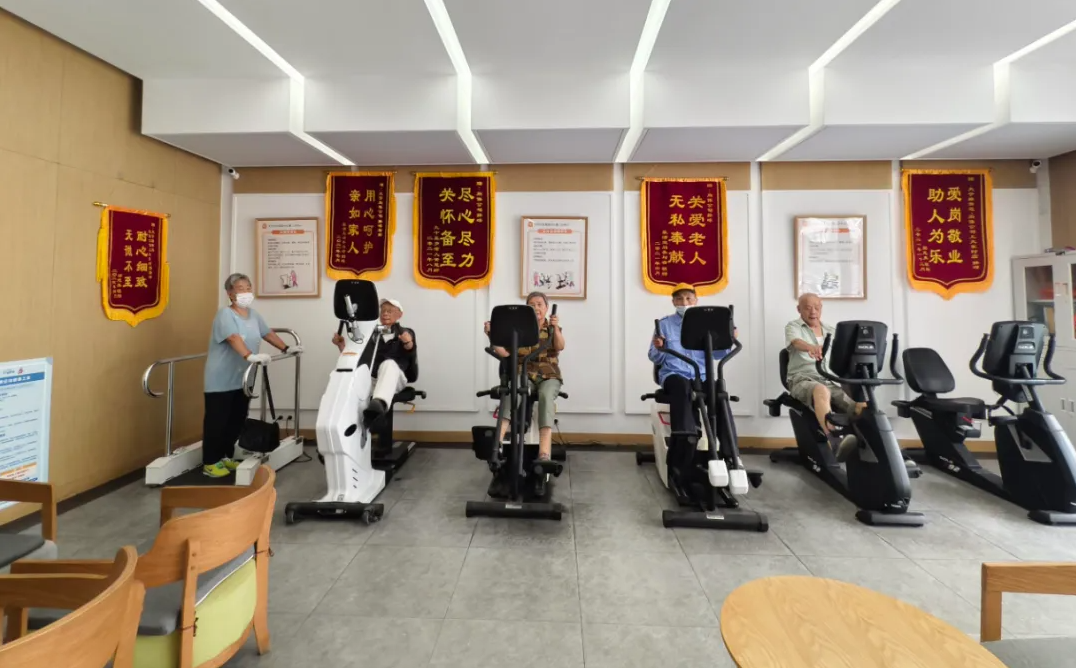 Featured Globally by Xinhua News Agency! What Makes the Lohas Space in Daning Road Sub-district So Popular? The Answer Is...